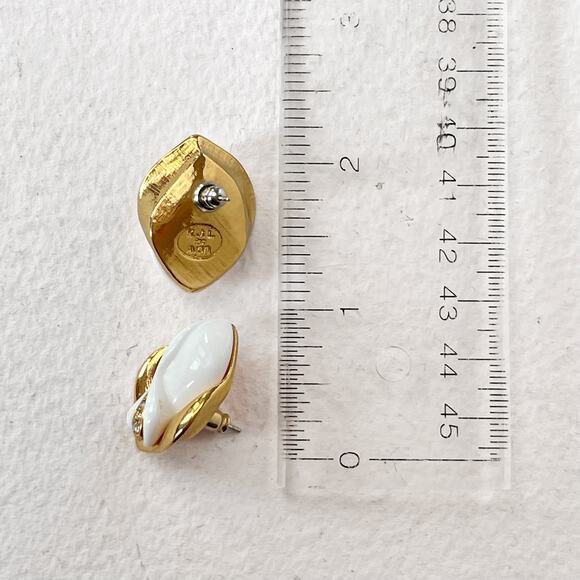 VTG 1988 Signed KJL for Avon Kenneth Jay Lane Midnight Rose Bridal Stud Earring - Picture 5 of 6